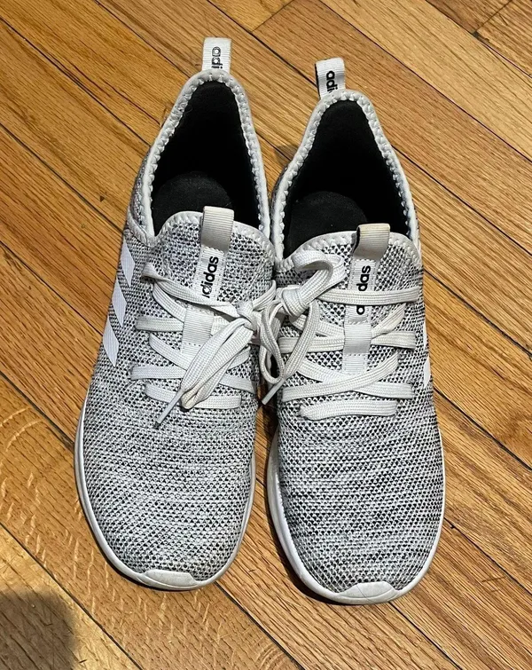Adidas Cloudfoam Pure Knit Shoes Slip On Lace Up Breatheable White Gray Women’s Size 8 Sneakers Running tracks training Sport active gym athletic - Image 3