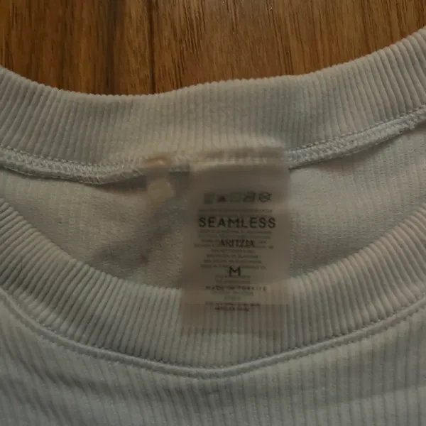 Aritzia Long Sleeve  - Image 2