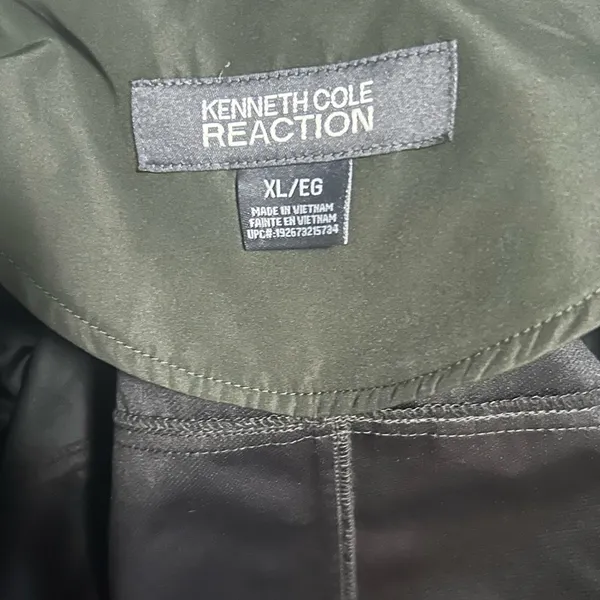 NWT Kenneth Cole Reaction Rain Jacket Size XL (Olive color jacket) - Image 4