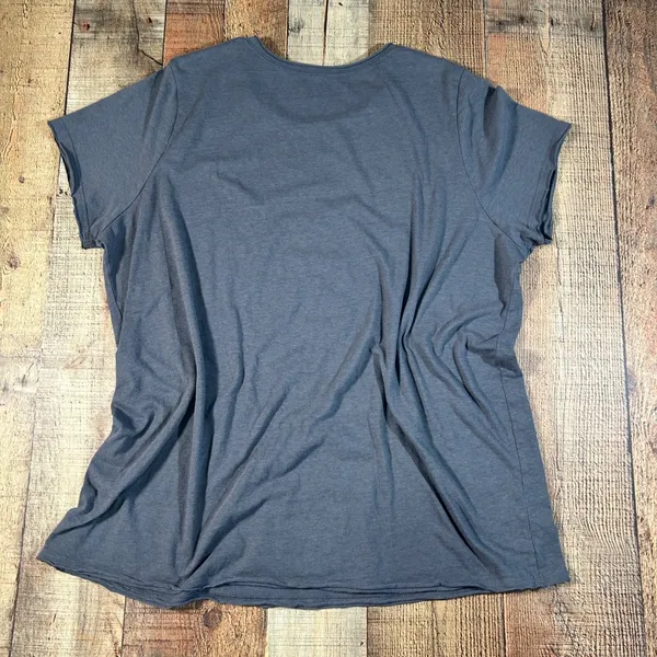 Torrid Disney Pluto Distressed Graphic T Shirt Gray Plus Size 2 18/20 2X - Image 7