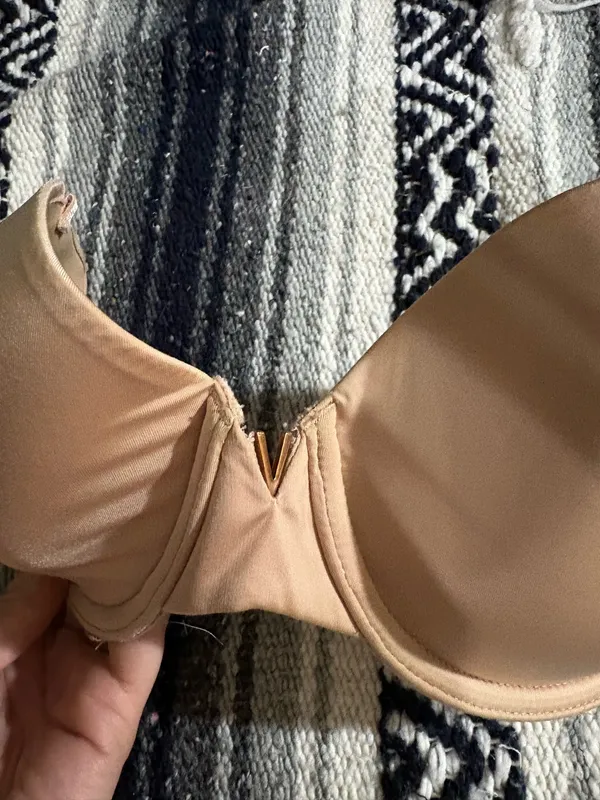 Victoria's Secret Bra - Image 3