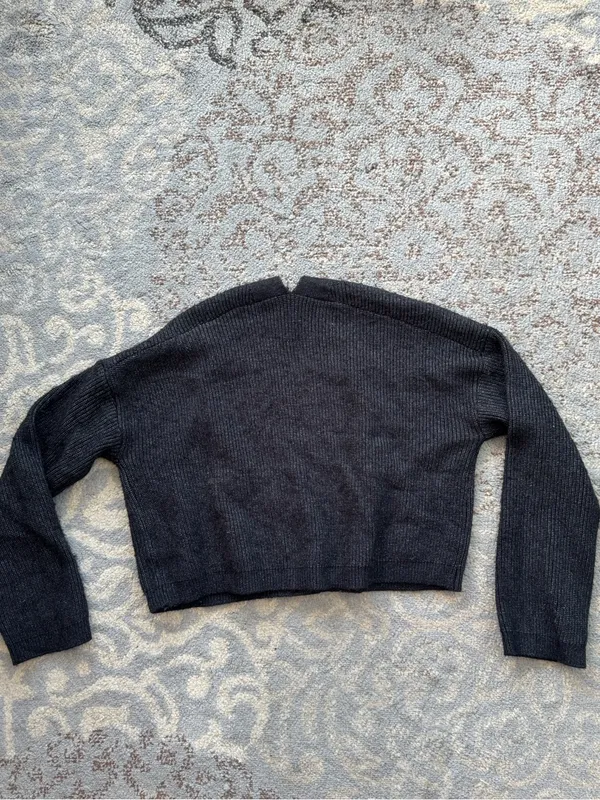 Commense Cropped Long Sleeve Knit Cardigan Black Small - Image 3