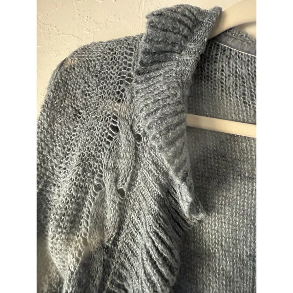 Decree Sweater Y2k XL Gray Metallic Ruffle Open‎ Cardigan Knit Cropped Soft - Image 4
