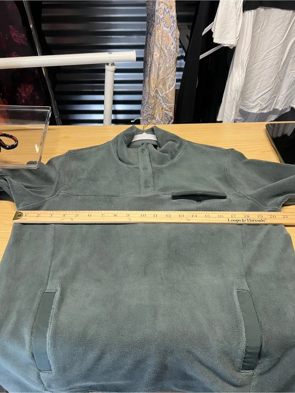 Green Snap-Placket‎ Fleece Pullover - Image 13
