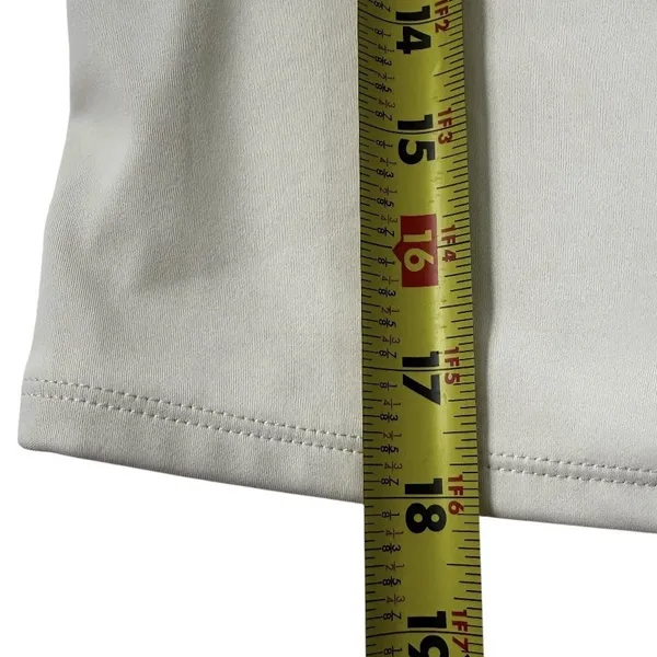 Express Body Contour Crop Top Short Sleeve Ivory Slim Fit Size Medium | 73-19 - Image 4