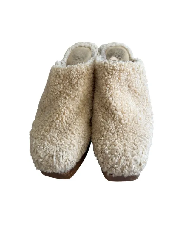 VINCE CAMUTO Rimindel Faux Shearling Clogs Mules Size 8.5 - Image 5