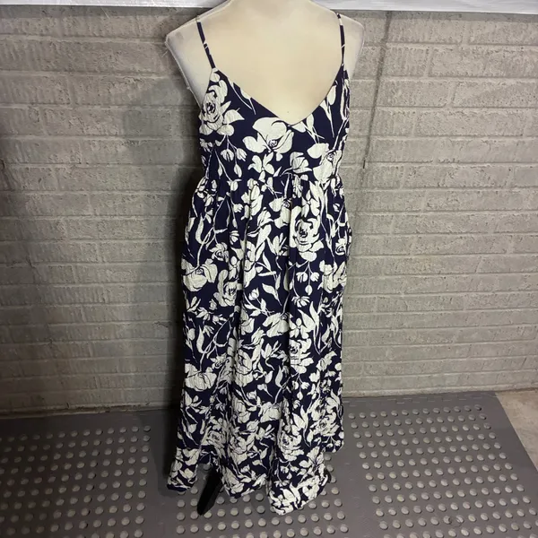 A New Day Womens Navy White Floral‎ Seersucker Maxi Dress Adjustable Straps Med - Image 3