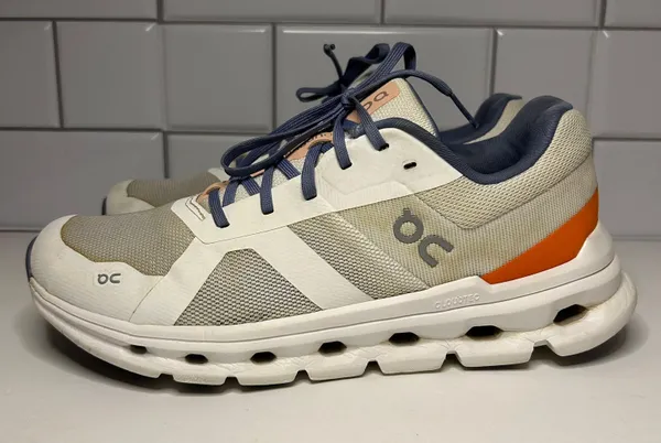 On Womens CloudRunner Undyed White / Orange Running Shoes Sneakers US Size 9 M - Image 3