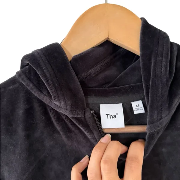 ARITZIA Tna Velour Black Zip Black Hoodie Sweatshirt Jacket - Image 7