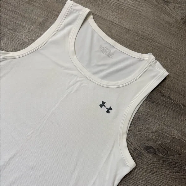 •UNDER ARMOUR• TANK TOP - Image 2