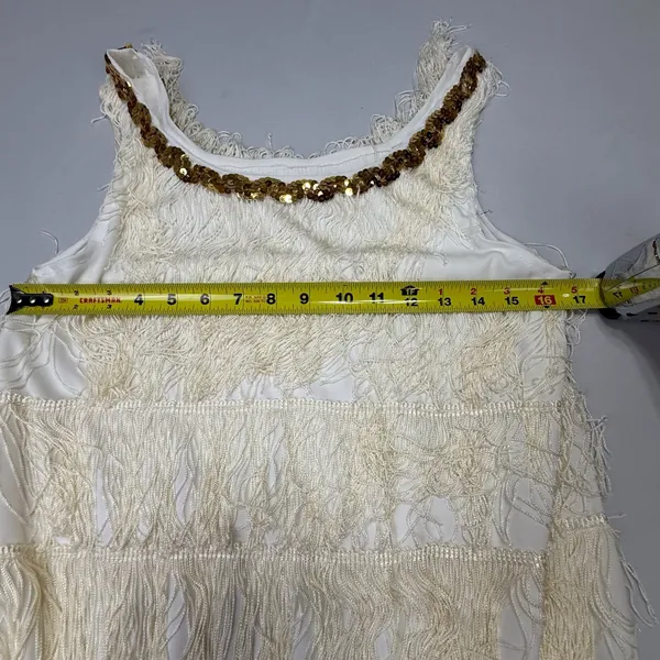 White Sleeveless Flapper-Style Fringe Mini Dress with Gold Sequin Neckline - Image 7