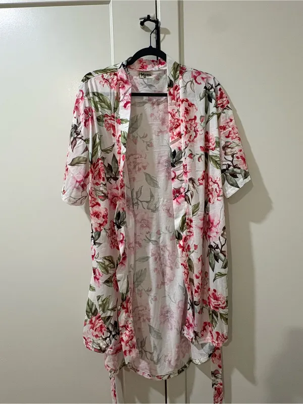 Show me Your MuMu Brie Robe Pink Floral Robe - Image 2