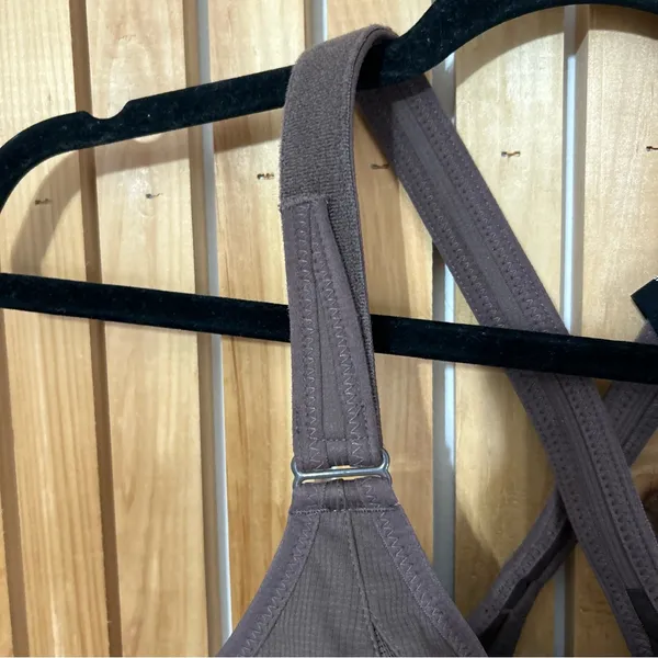 SHEFIT Ultimate Sports Bra High Impact in Espresso Energy Size XS Workout Gym - Image 5