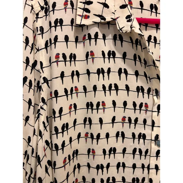 Jane and Delancey Women 2X Cream‎ Bird Print Button Down Roll Tab Rayon Shirt - Image 2