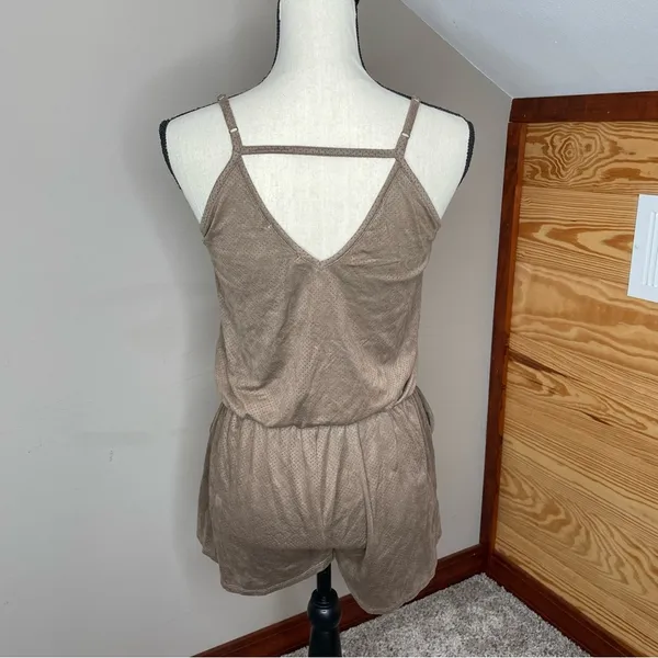 Movement Tan Brown Faux Suede Sleeveless Romper Small NWT - Image 3