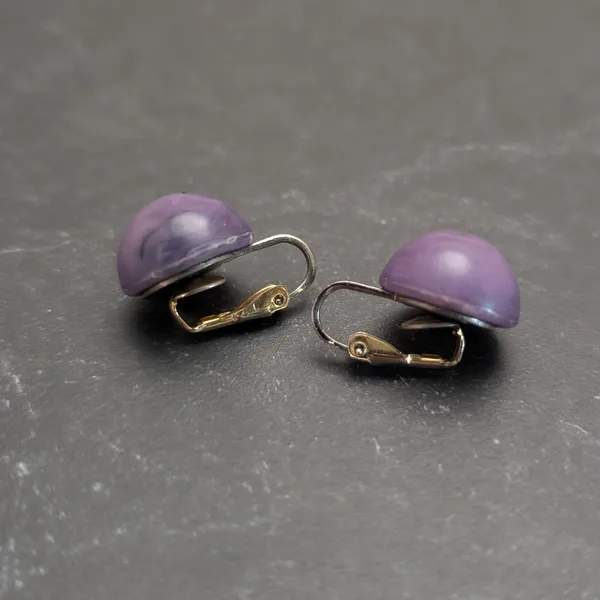 Vintage Clip On Earrings 5/8" Domed Circle Muted Marbled Purple Retro - Image 7