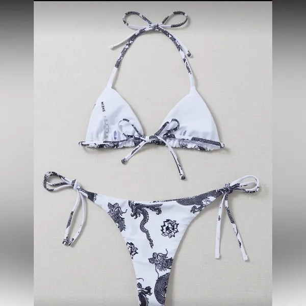 SHEIN White & Black Dragon Print Tie-Side Bikini Set - Image 2