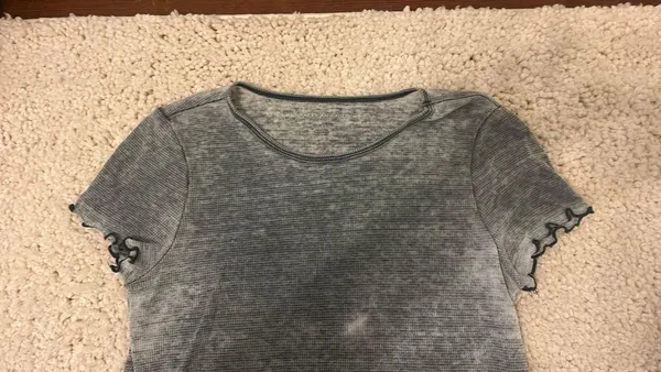 American Eagle Outfitters Tee - Image 3