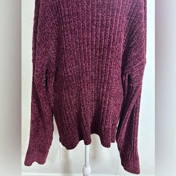 Time and Tru women Burgundy Crew Neck Sweater Size XXXL . - Image 4