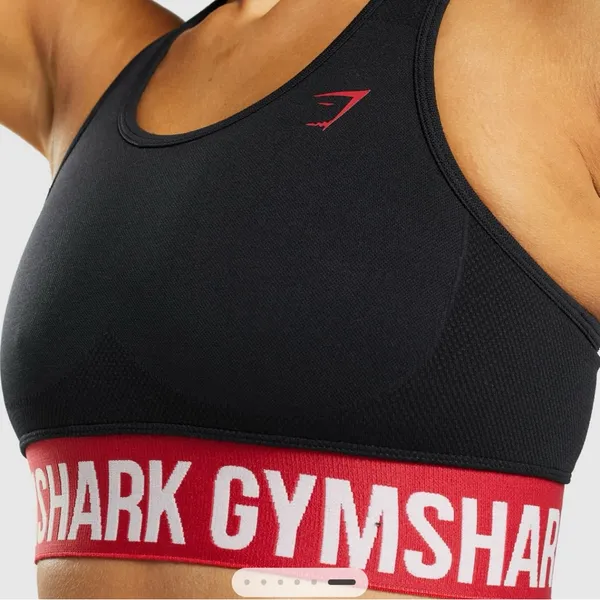 Gymshark Flex Sports Bra Black and Red Women’s Size Small - Image 14