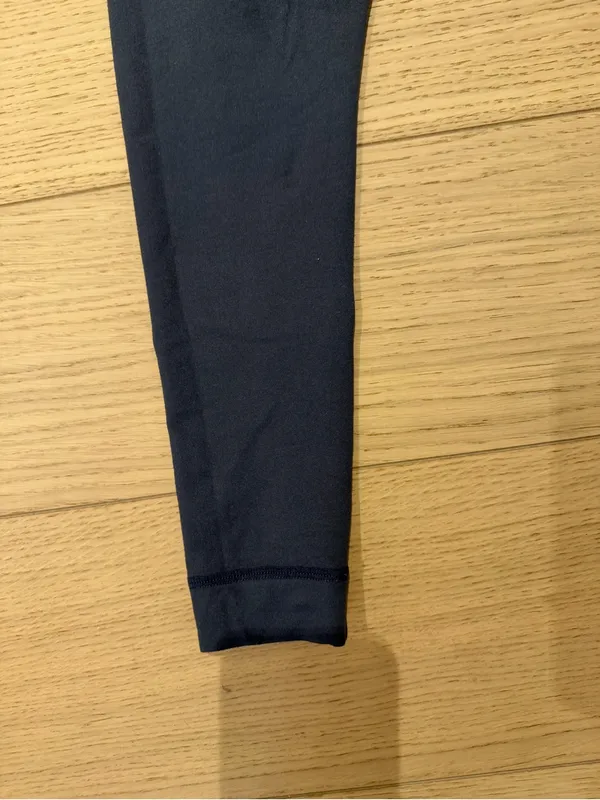 set active women’s leggings x top! form cloud material - Image 5