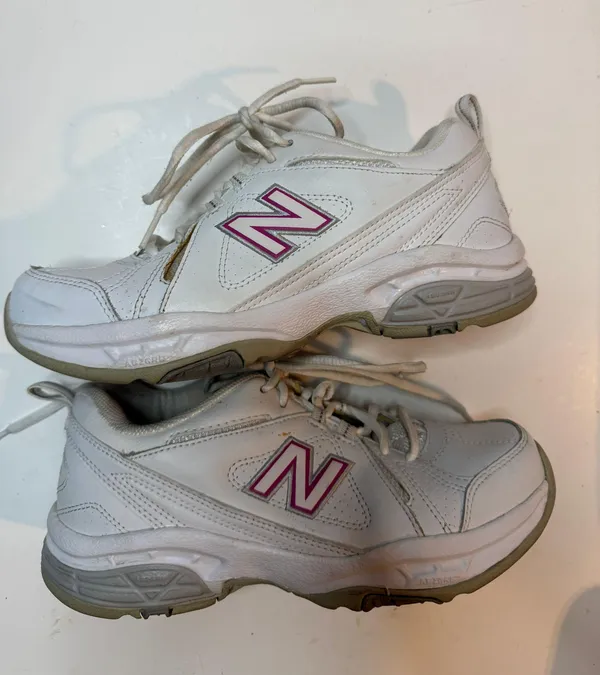 New Balance Womens 608 V3 Size 7.5 #WX608V3P - Image 6