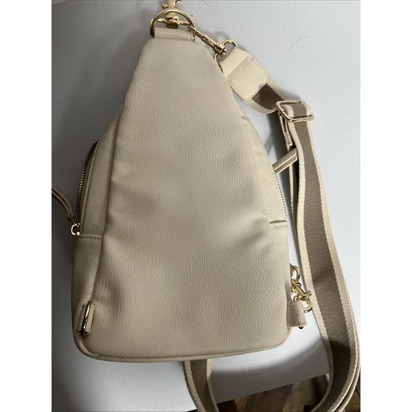 Universal Threads Crossbody Bag Womens Small Light Beige Zip Pockets Adjustable - Image 10