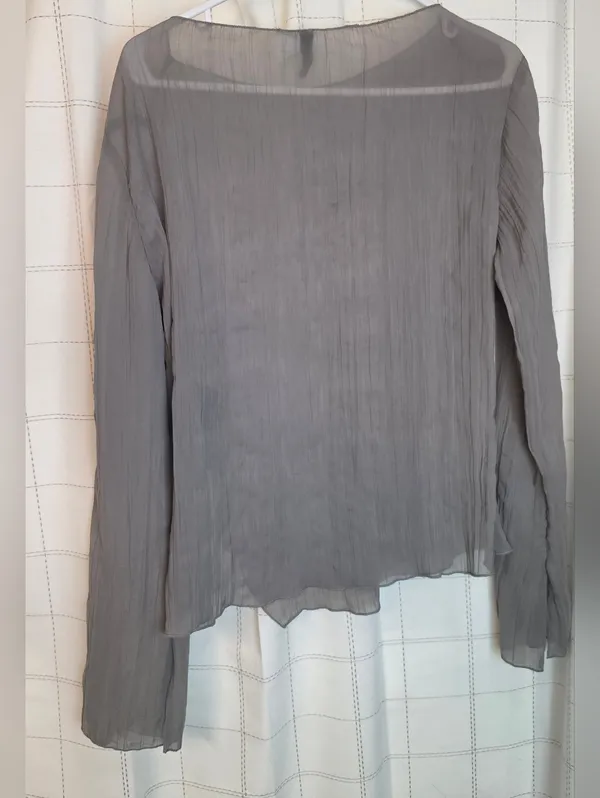 Divided Crinkle Semi Sheer Top - Image 2