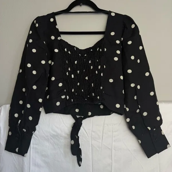 Moon river padme polka dot blouse size Medium - Image 8