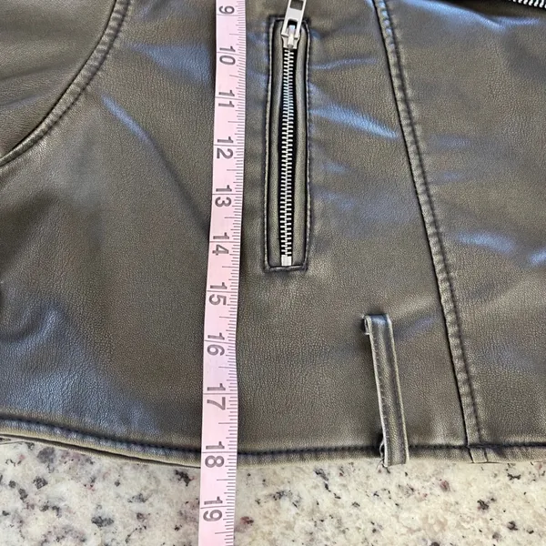 Zara Moto Jacket Women Small Olive Green Edgy Cropped Faux Leather Biker Coat - Image 9