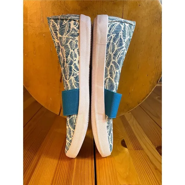 Lam Women's Sz.7.5 slip on slide sneaker shoes feather blue comfort VGUC - Image 5
