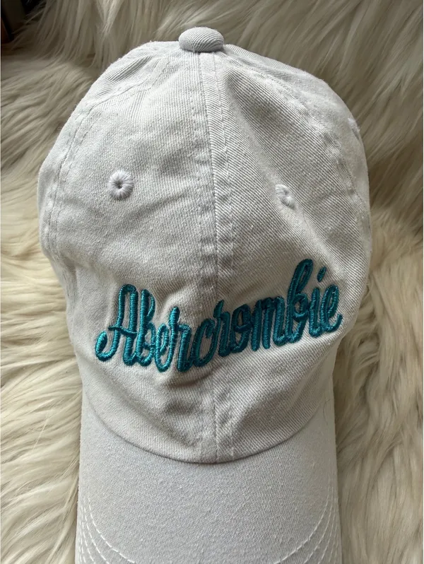 Abercrombie White Baseball Cap with Turquoise Embroidery - Image 2