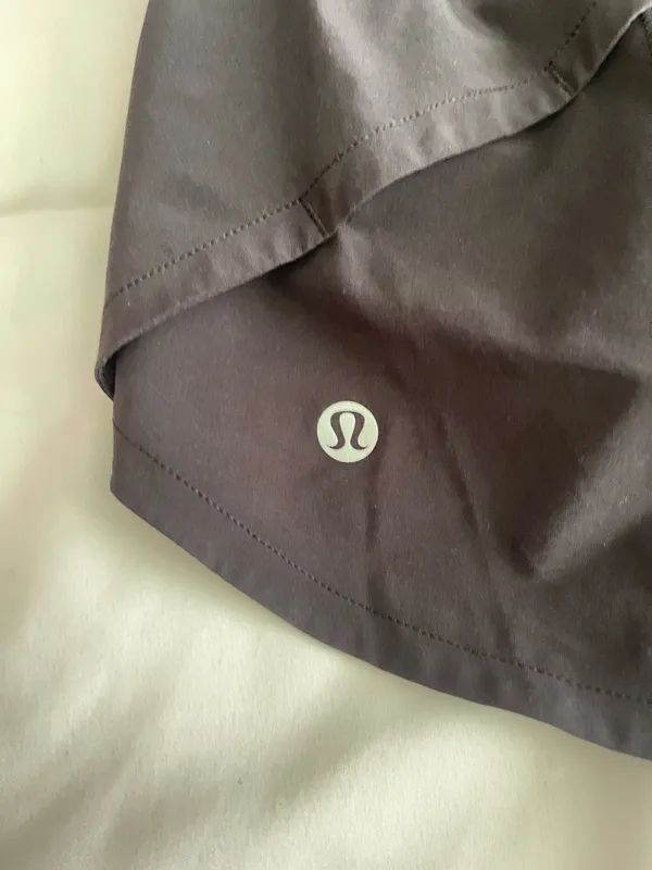 Lululemon Shorts 2.5" Speed Up Black - Image 3