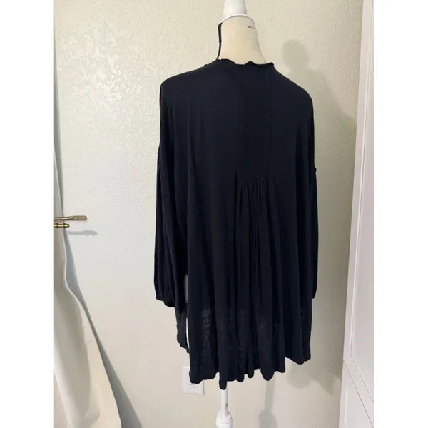 Free People We The Free Black Tassel Tie V-Neck Linen Blend‎ Top Size M - Image 5