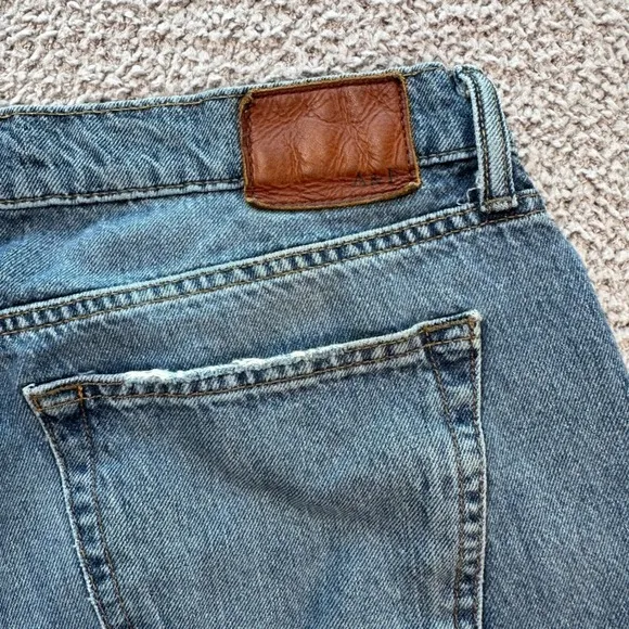 Abercrombie & Fitch Denim Shorts‎ Womens 34W Distressed Medium Wash Blue Stretch - Image 4