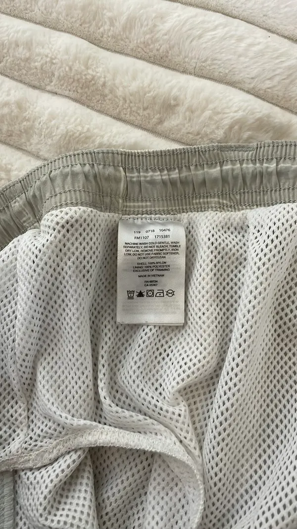 Columbia Men’s Swim Trunks Large - Image 3