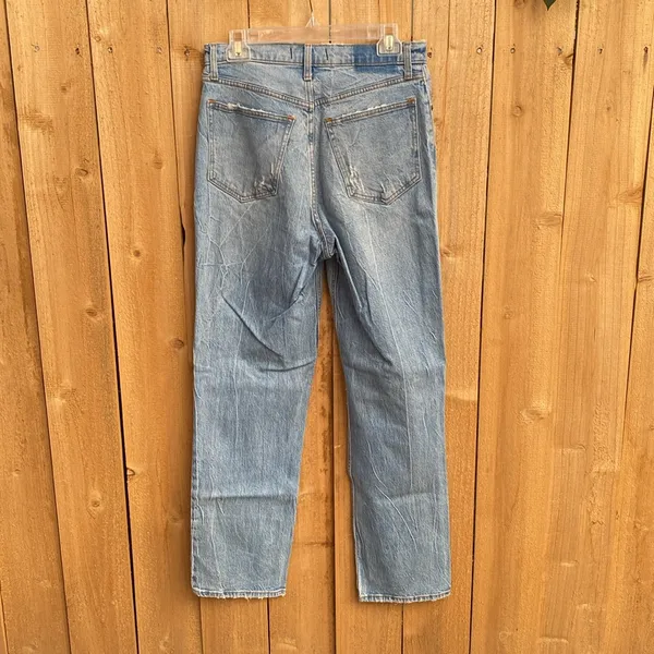 Abercrombie 90s Straight Ultra High Rise 29/8R Light Wash Distressed Stretch 31" - Image 5