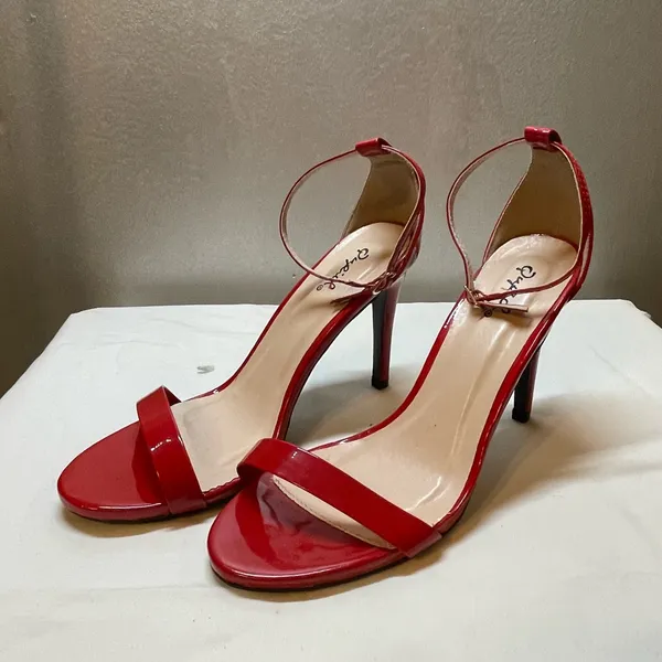 QUPID - Red Faux Patent Leather Ankle Strap Strappy Heels - Size 8 - Image 7
