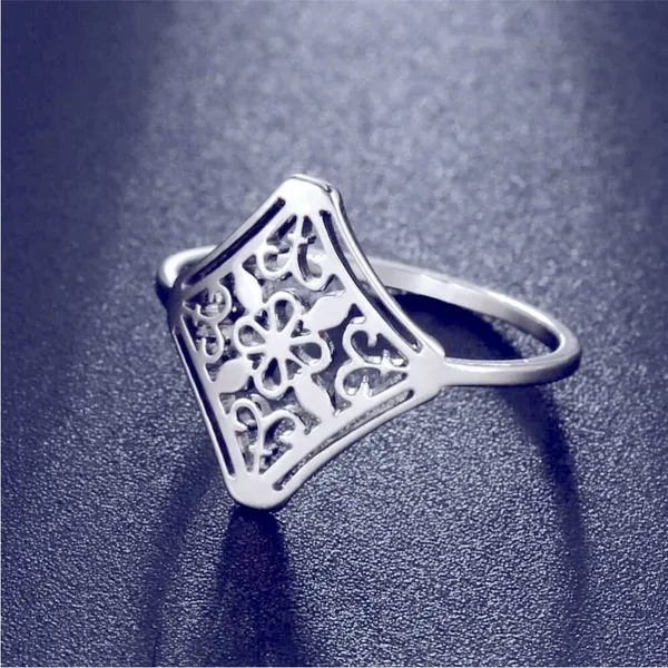 Boutique NEW 14k White Gold Plated Cut‎ Out Filigree Hollow Flower Ring, Size 7 - Image 15