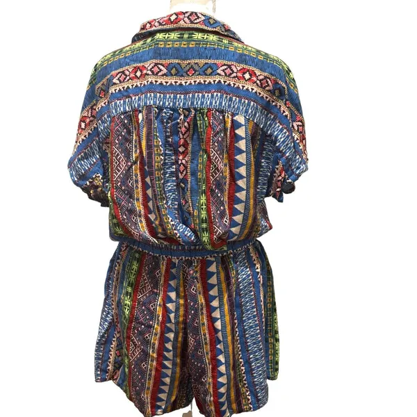 Flying Tomato Women’s Boho Short Set Large - Image 3