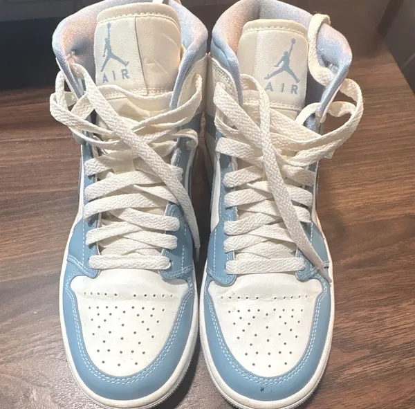 Air Jordan 1 Mid High Top White/Blue - Image 2