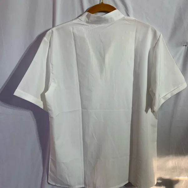Amazon Blouse, short sleeves, size medium - Image 3