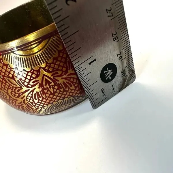 Red and gold tone wide brass bangle bracelet - Image 8