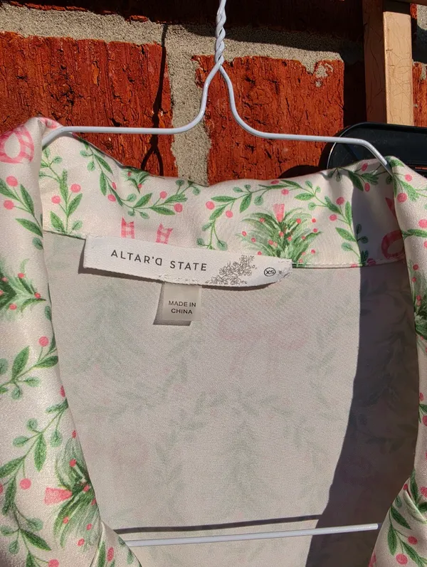 Under The Tree Christmas Pajama Set With Velvet Ties Top XS Bottoms M - Image 7