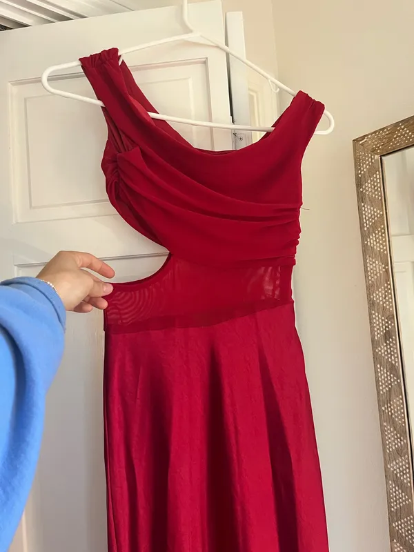 Selfie Leslie Red Dress - Image 4