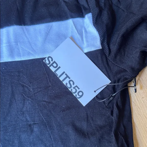 NWT Splits59 LENNON TURTLENECK - Image 3