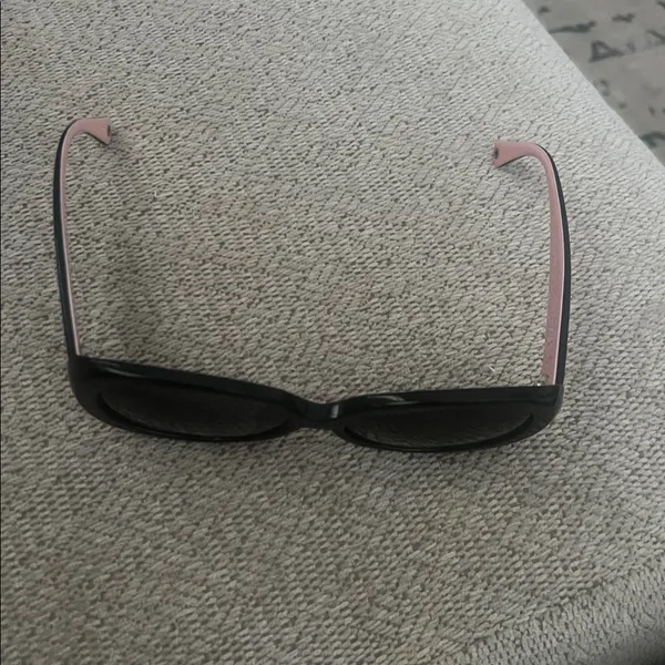 Coach Chic Black and Pink Sunglasses frames - Image 2