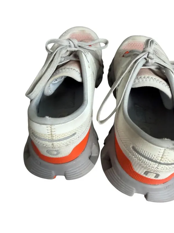 ON Cloud Women’s Gray Orange Sneakers Size 6.5 - Image 6