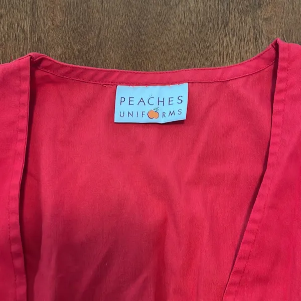 Red peaches scrub jacket size XS - Image 2