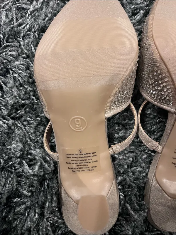 🌸Women’S Sonia Gold And Rhinestone Heels Size 9🌸 - Image 7